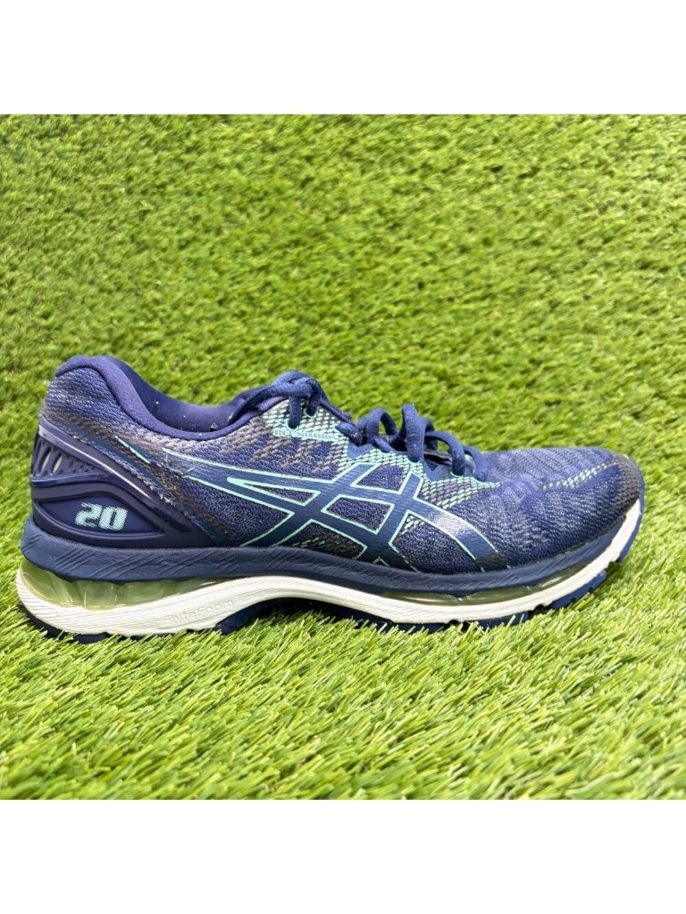 Asics Gel-Nimbus 20 Womens Size 10D Blue White Athletic Running Shoes Sneakers